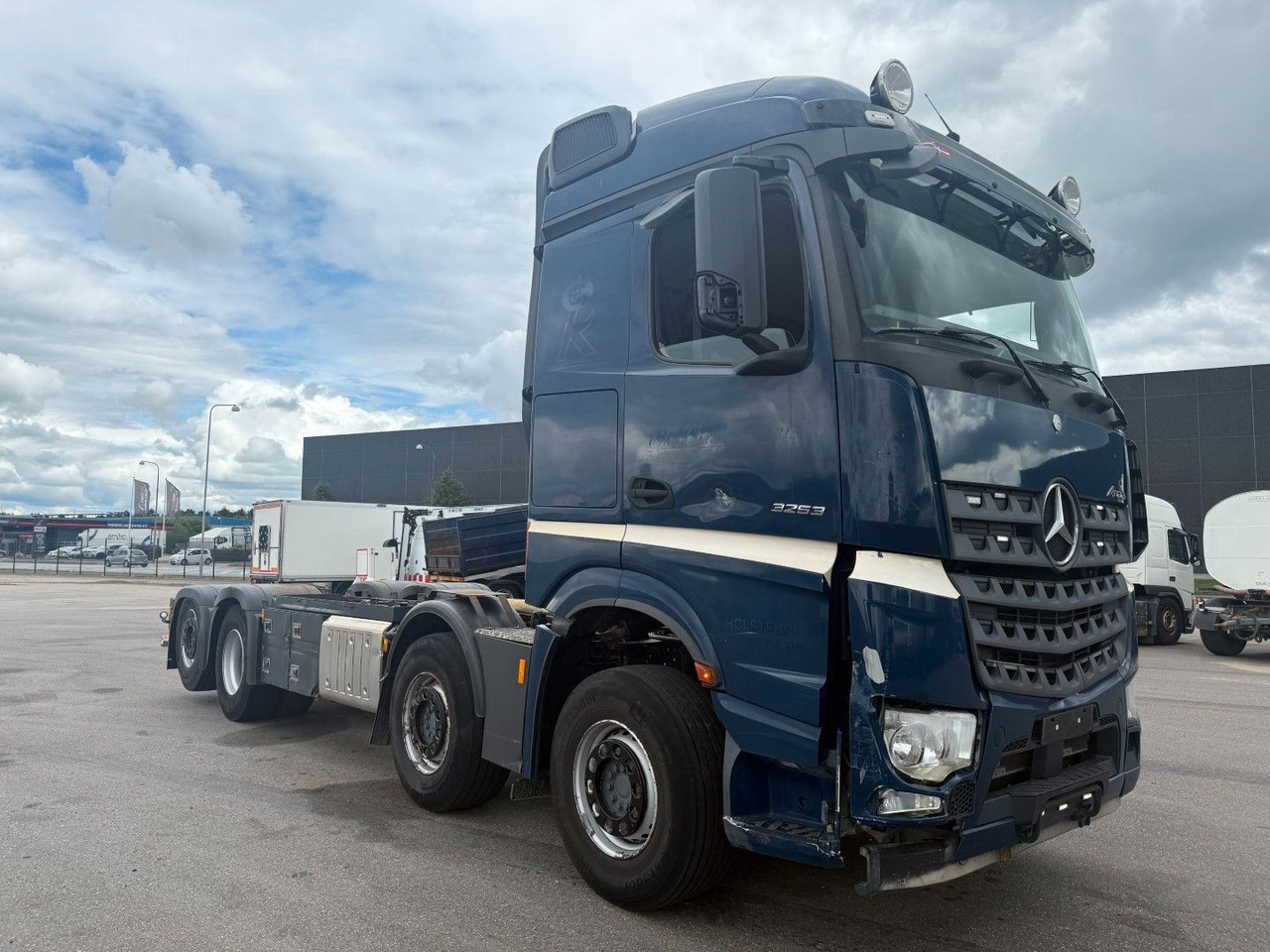 Mercedes-Benz Arocs 3253 8x26 Euro 6 Chassis / Fahrgestell - Chassi lastbil: bild 2 Mercedes-Benz Arocs 3253 8x26 Euro 6 Chassis / Fahrgestell - Chassi lastbil: bild 2