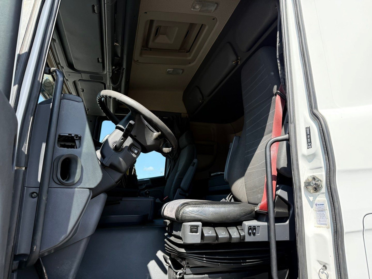 Scania G480 8x2*6 24.000 L / 5 compartments / ADR Tank - Tankbil: bild 5 Scania G480 8x2*6 24.000 L / 5 compartments / ADR Tank - Tankbil: bild 5