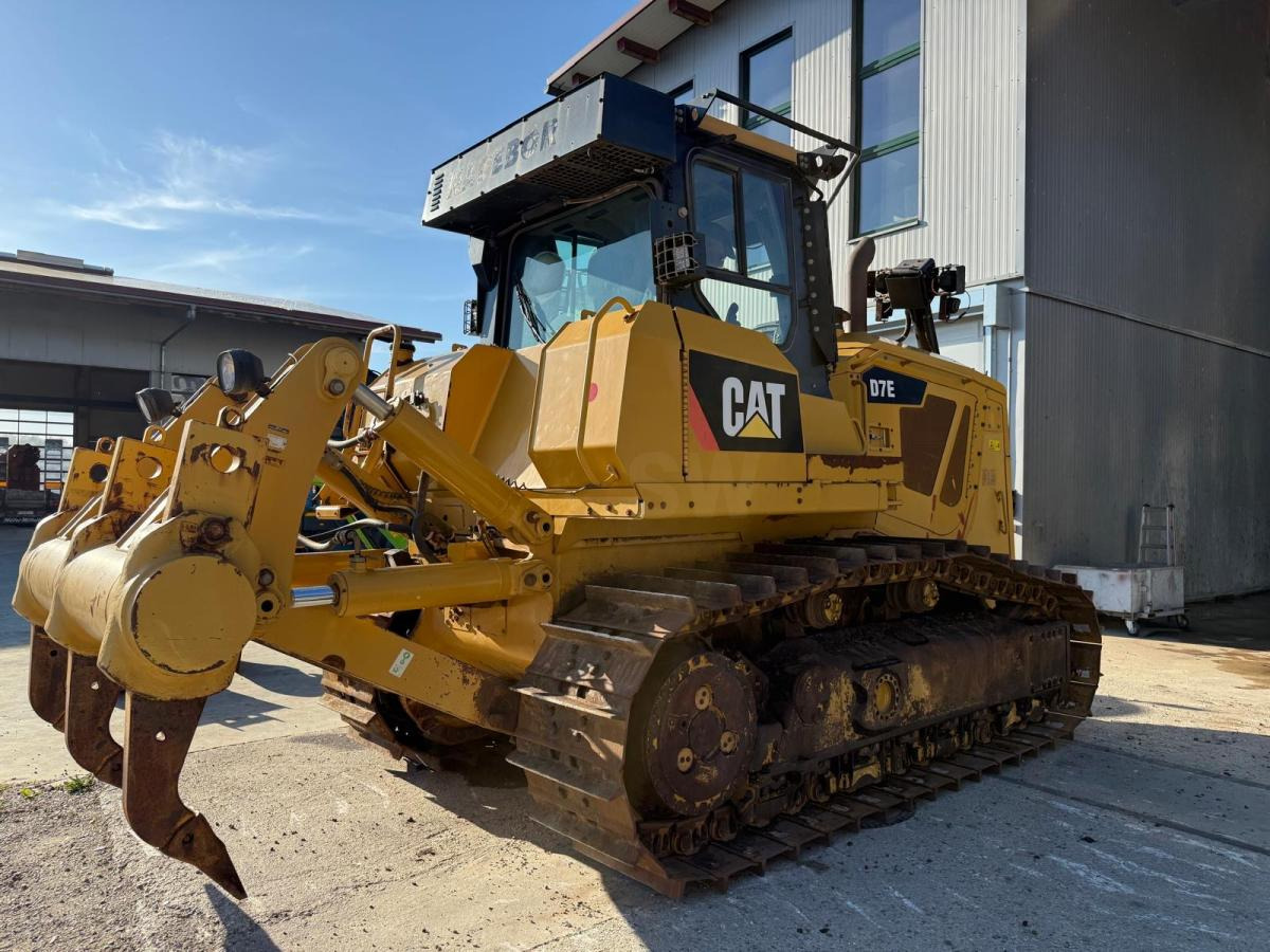 Caterpillar D7E - Bulldozer: bild 1 Caterpillar D7E - Bulldozer: bild 1