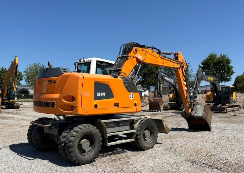 Liebherr A914 - Grävmaskin på däck: bild 4 Liebherr A914 - Grävmaskin på däck: bild 4