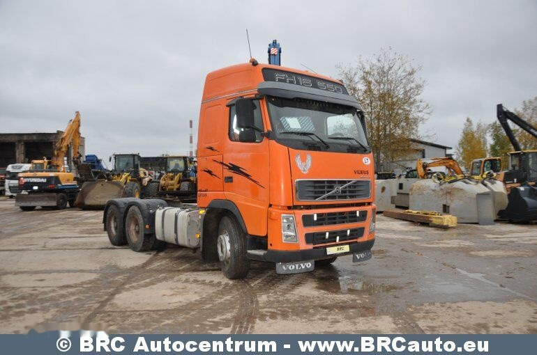 Volvo FH16 6x4 !engine defect! - Dragbil: bild 2 Volvo FH16 6x4 !engine defect! - Dragbil: bild 2