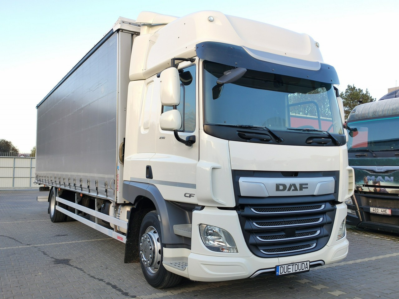 DAF CF 290 E6 Firana Tył Drzwi Dach Podnoszony / Zsuwany Długi 9.30m - Kapellbil: bild 3 DAF CF 290 E6 Firana Tył Drzwi Dach Podnoszony / Zsuwany Długi 9.30m - Kapellbil: bild 3