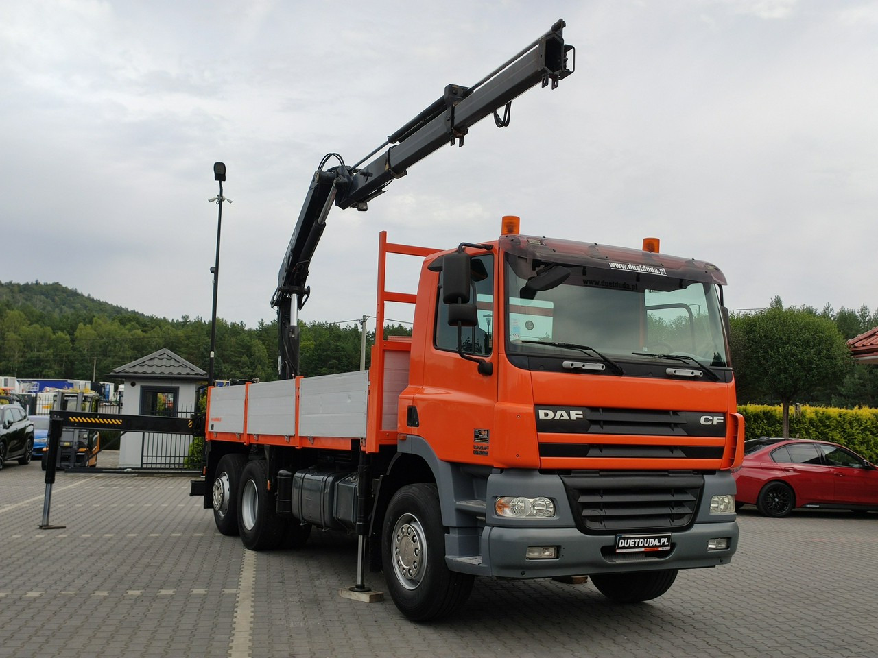 DAF CF 85.380 6x2 Oś Skrętna Skrzynia HDS HIAB 220C + Pilot - Flakbil, Kranbil: bild 3 DAF CF 85.380 6x2 Oś Skrętna Skrzynia HDS HIAB 220C + Pilot - Flakbil, Kranbil: bild 3