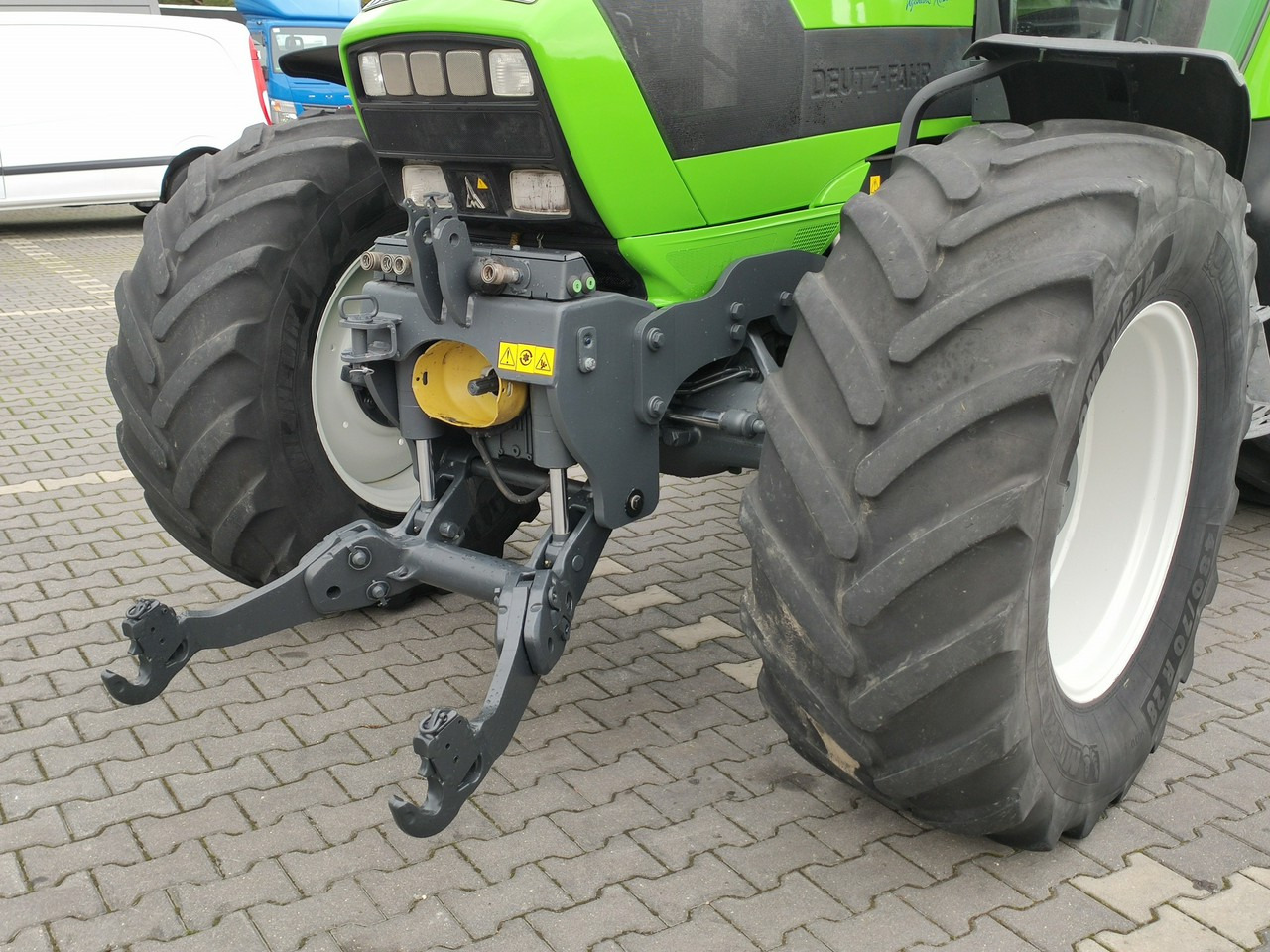 Deutz Fahr Agrotron M620 4x4 Przedni Tuz Wałek W.O.M Wyjścia do Przyczepy - Traktor: bild 4 Deutz Fahr Agrotron M620 4x4 Przedni Tuz Wałek W.O.M Wyjścia do Przyczepy - Traktor: bild 4