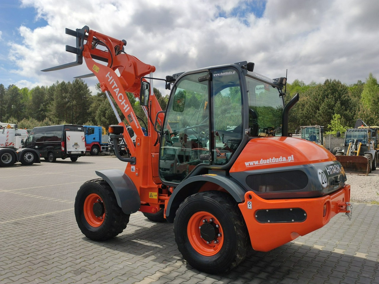 Hitachi ZW75 Wheel Loader Szybko-Złącze Widły Stan Bardzo Dobry - Hjullastare: bild 4 Hitachi ZW75 Wheel Loader Szybko-Złącze Widły Stan Bardzo Dobry - Hjullastare: bild 4