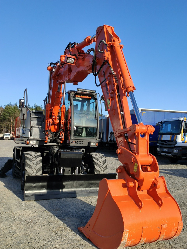 Hitachi ZX140 Koparka Kołowa - Grävmaskin på däck: bild 3 Hitachi ZX140 Koparka Kołowa - Grävmaskin på däck: bild 3