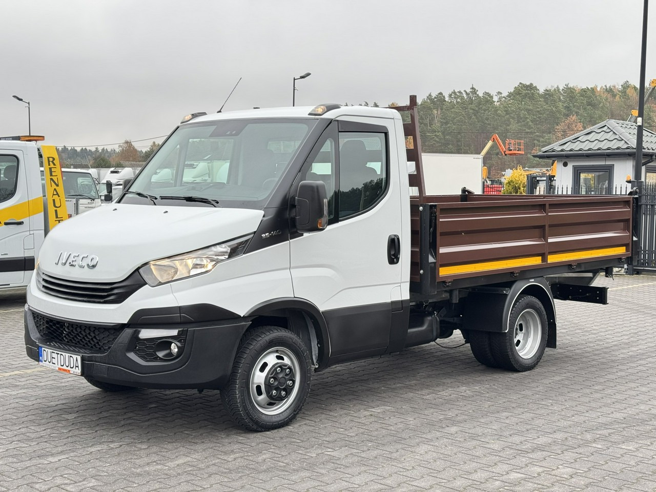 Iveco Daily 35C14 - Transportbil med tippflak: bild 5 Iveco Daily 35C14 - Transportbil med tippflak: bild 5