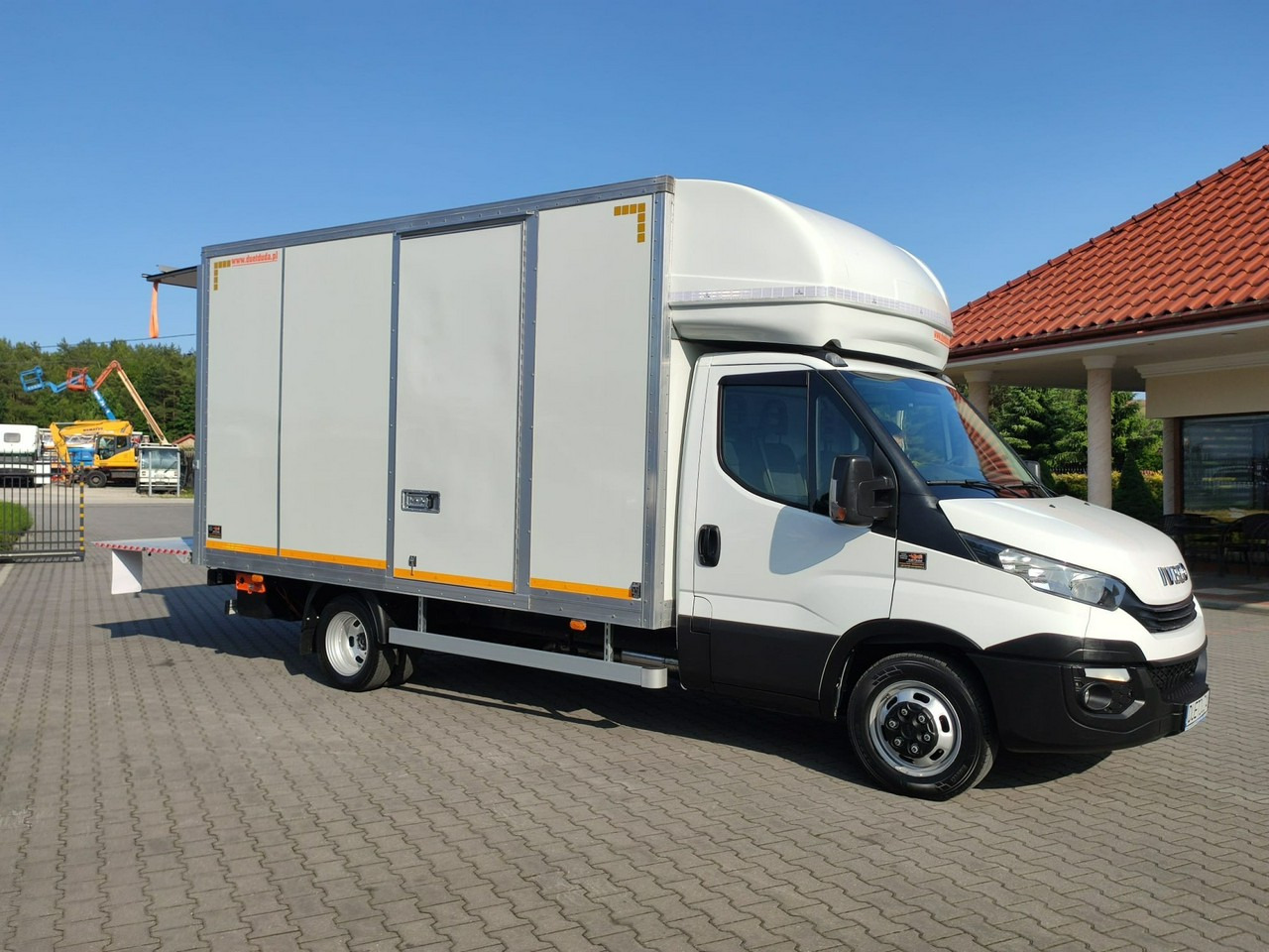 Iveco Daily 35C14 - Volymskåp: bild 1 Iveco Daily 35C14 - Volymskåp: bild 1