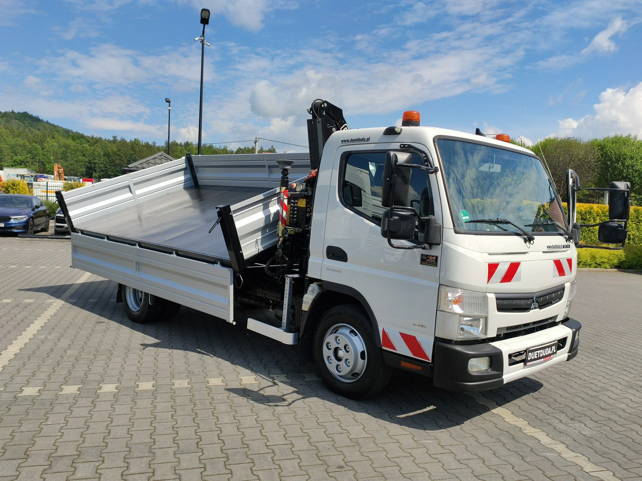 Mitsubishi Canter Fuso 9C18 3.0/180KM Automat, HDS FASSI F30 Wywrotka 3-str - Tippbil lastbil, Kranbil: bild 2 Mitsubishi Canter Fuso 9C18 3.0/180KM Automat, HDS FASSI F30 Wywrotka 3-str - Tippbil lastbil, Kranbil: bild 2