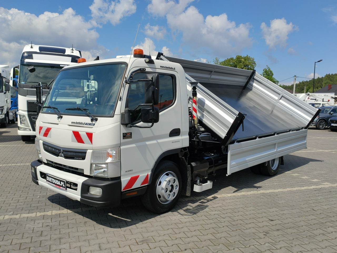 Mitsubishi Canter Fuso 9C18 3.0/180KM Automat, HDS FASSI F30 Wywrotka 3-str - Tippbil lastbil, Kranbil: bild 5 Mitsubishi Canter Fuso 9C18 3.0/180KM Automat, HDS FASSI F30 Wywrotka 3-str - Tippbil lastbil, Kranbil: bild 5