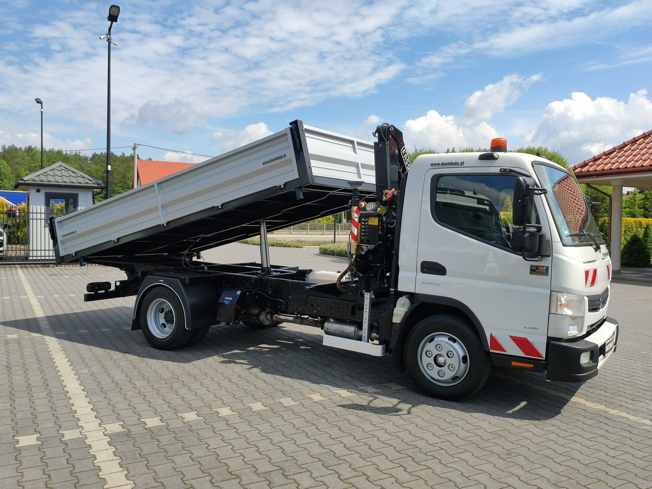Mitsubishi Canter Fuso 9C18 3.0/180KM HDS FASSI F30 Wywrotka 3-stronna - Tippbil lastbil: bild 5 Mitsubishi Canter Fuso 9C18 3.0/180KM HDS FASSI F30 Wywrotka 3-stronna - Tippbil lastbil: bild 5