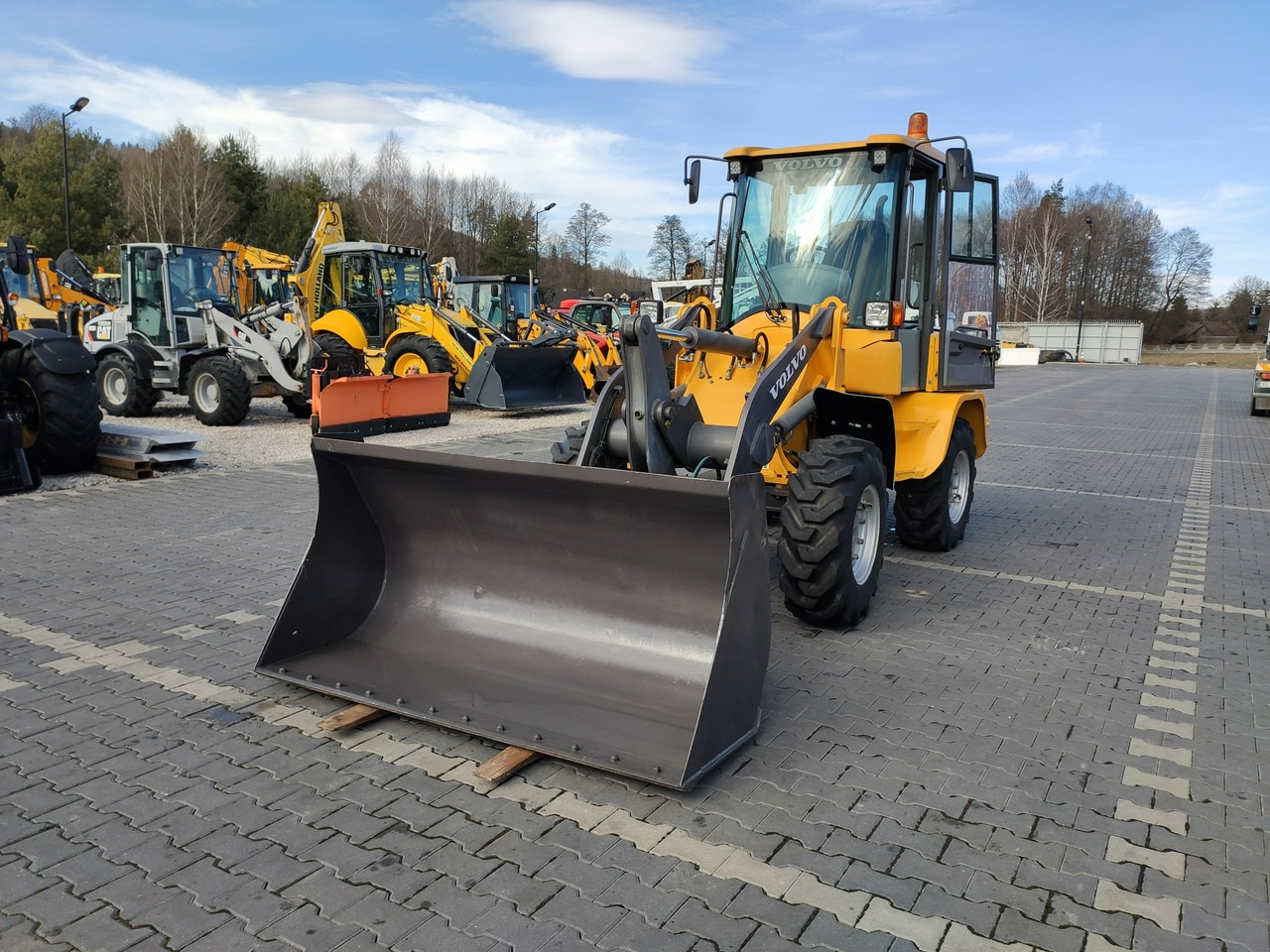 Volvo L30B Pro Unikat Stan Tylko 5380 mth - Hjullastare: bild 3 Volvo L30B Pro Unikat Stan Tylko 5380 mth - Hjullastare: bild 3