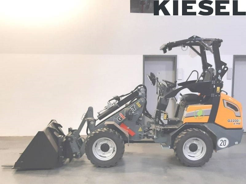 Giant G 2200 E X-Tra Elektro / electric - Kompaktlastare/ Slirstyrda lastare: bild 1 Giant G 2200 E X-Tra Elektro / electric - Kompaktlastare/ Slirstyrda lastare: bild 1
