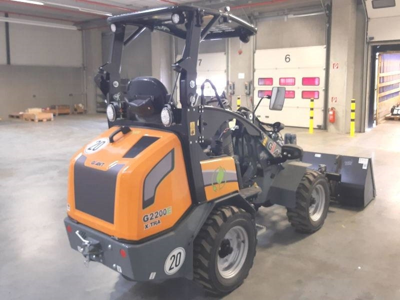 Giant G 2200 E X-Tra Elektro / electric - Kompaktlastare/ Slirstyrda lastare: bild 4 Giant G 2200 E X-Tra Elektro / electric - Kompaktlastare/ Slirstyrda lastare: bild 4