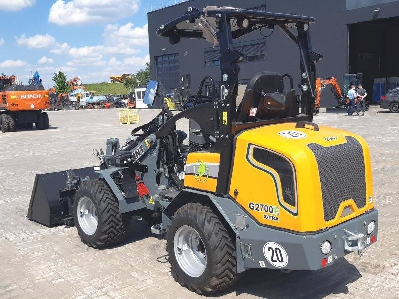 Giant G 2700 E X-Tra Elektro / electric - Kompaktlastare/ Slirstyrda lastare: bild 3 Giant G 2700 E X-Tra Elektro / electric - Kompaktlastare/ Slirstyrda lastare: bild 3
