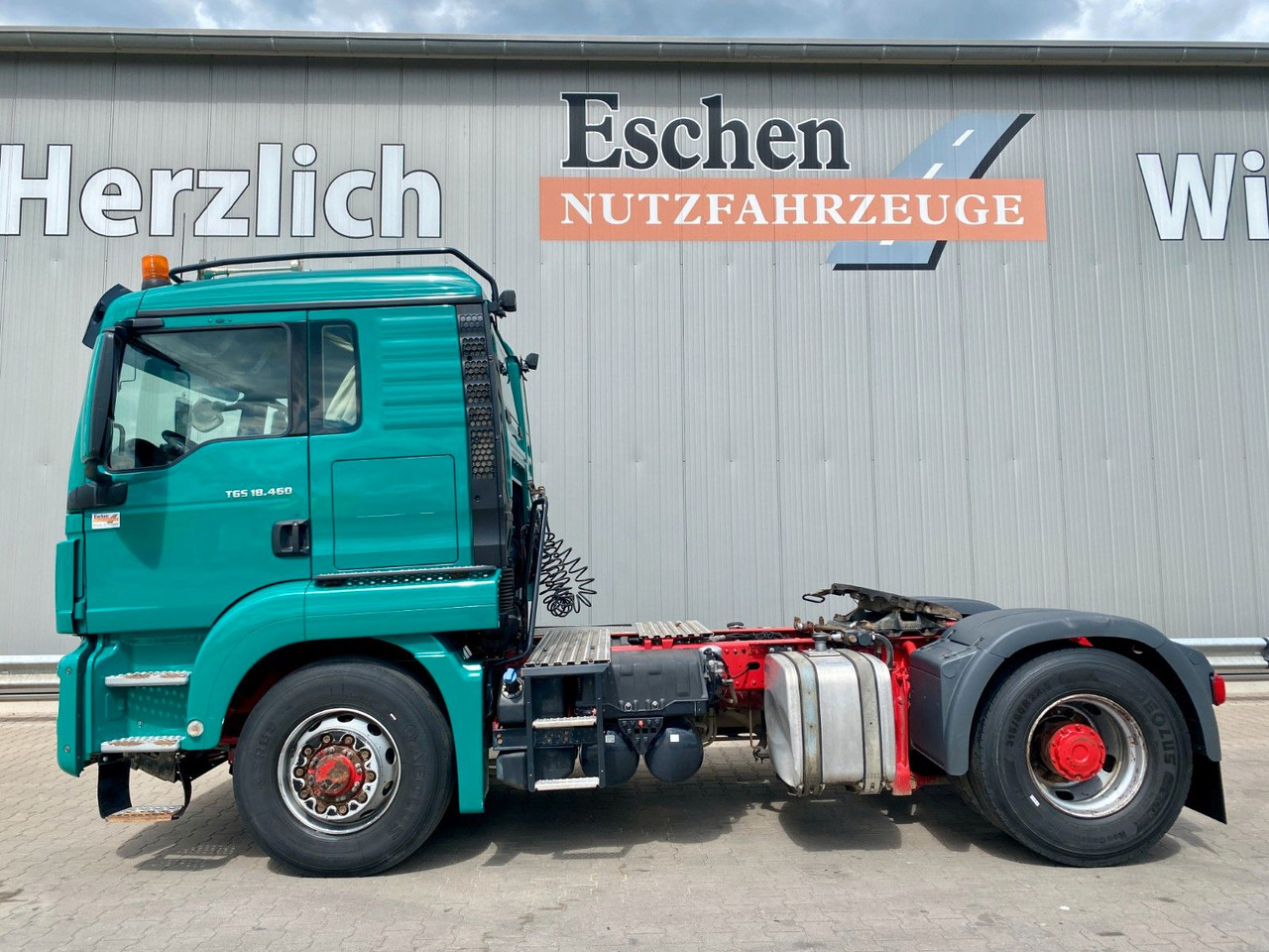 MAN TGS 18.460 4x4 HYDRO|Hydraulik*Navi*ACC*Retarder - Dragbil: bild 2 MAN TGS 18.460 4x4 HYDRO|Hydraulik*Navi*ACC*Retarder - Dragbil: bild 2