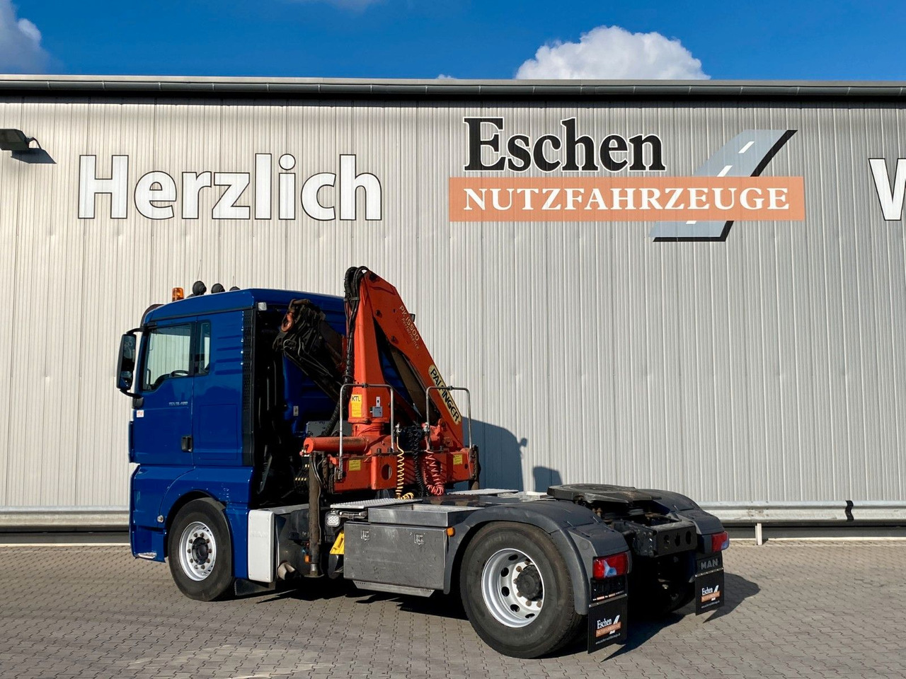 MAN TGX 18.400 | Palfinger PK 15500*FUNK*Navi*AC - Dragbil: bild 3 MAN TGX 18.400 | Palfinger PK 15500*FUNK*Navi*AC - Dragbil: bild 3