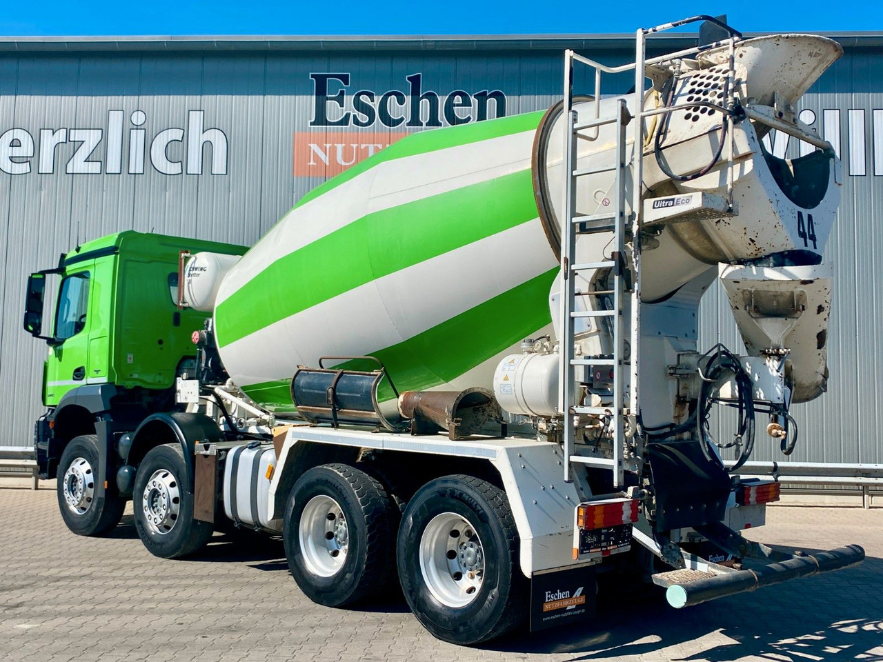 Mercedes-Benz 3240 Arocs 8x4| 9m³ Stetter*Navi*Klima*ASR*Blatt - Betongbil: bild 3 Mercedes-Benz 3240 Arocs 8x4| 9m³ Stetter*Navi*Klima*ASR*Blatt - Betongbil: bild 3