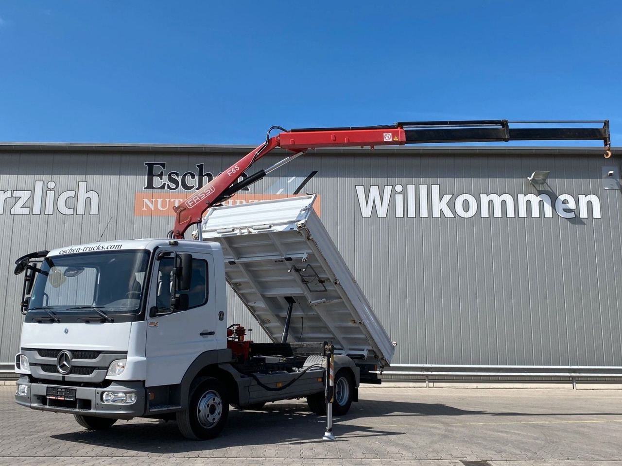Mercedes-Benz 818 Atego | Fassi F65*MEILLER*PKW-AHK*1.Hand - Transportbil med tippflak: bild 1 Mercedes-Benz 818 Atego | Fassi F65*MEILLER*PKW-AHK*1.Hand - Transportbil med tippflak: bild 1
