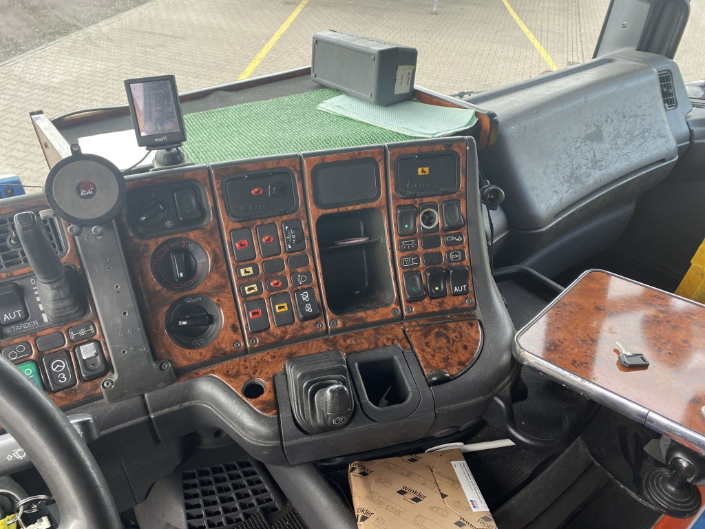 Kapellbil Scania 114 G 340 / 6x2 BL: bild 6