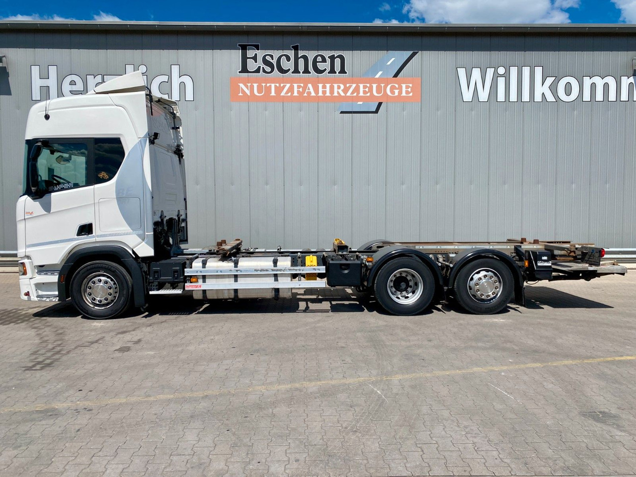 Scania R 450 B 6x2*4 | LBW 1,50to.*AHK*Retarder*Navi*AC - Containerbil/ Växelflak lastbil: bild 2 Scania R 450 B 6x2*4 | LBW 1,50to.*AHK*Retarder*Navi*AC - Containerbil/ Växelflak lastbil: bild 2