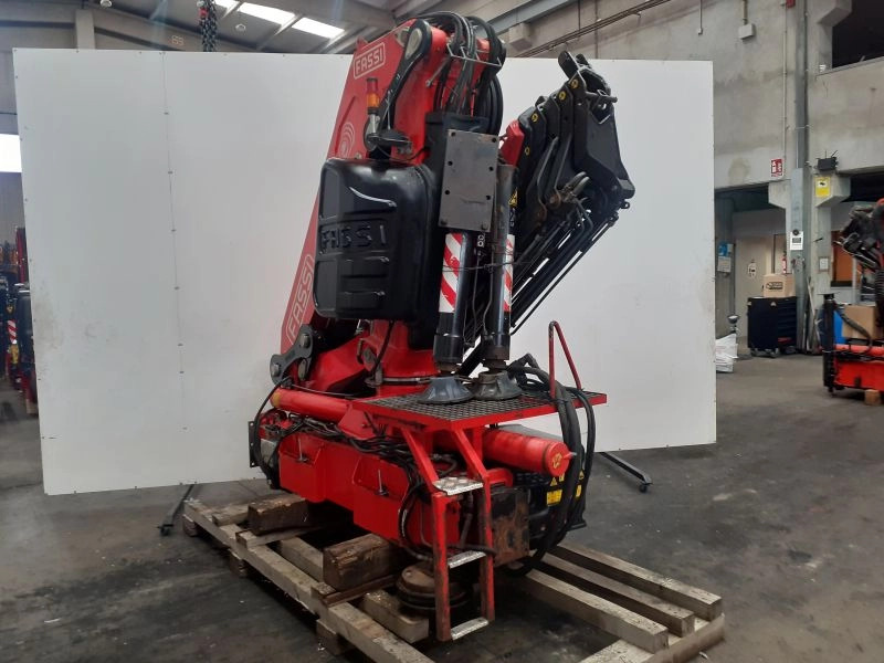 Grúa FASSI F245A.25 - Lastbilskran för Lastbil: bild 5 Grúa FASSI F245A.25 - Lastbilskran för Lastbil: bild 5