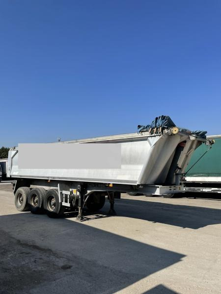 Benalu - Tippbil semitrailer: bild 1 Benalu - Tippbil semitrailer: bild 1