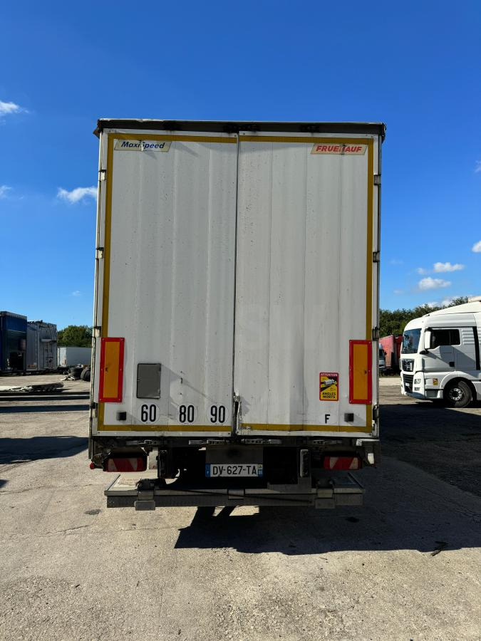 Fruehauf - Kapelltrailer: bild 3 Fruehauf - Kapelltrailer: bild 3