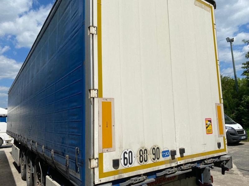 Fruehauf - Kapelltrailer: bild 2 Fruehauf - Kapelltrailer: bild 2