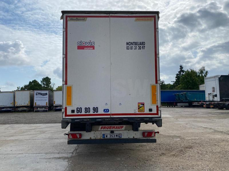Fruehauf - Kapelltrailer: bild 2 Fruehauf - Kapelltrailer: bild 2