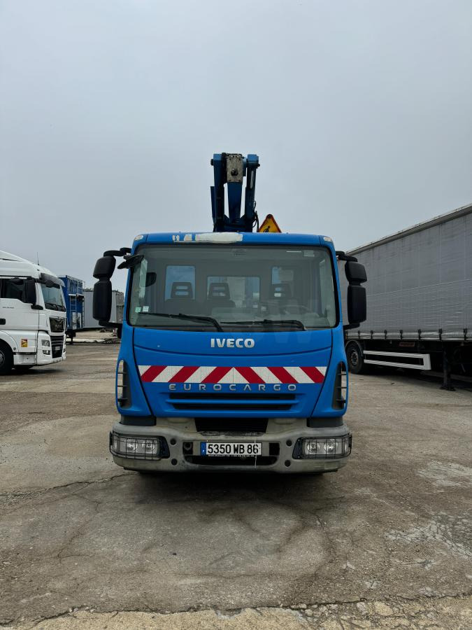 Iveco Eurocargo 100E18 - Billift: bild 2 Iveco Eurocargo 100E18 - Billift: bild 2