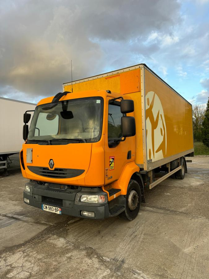 Renault Midlum 220 - Lastbil med skåp: bild 1 Renault Midlum 220 - Lastbil med skåp: bild 1