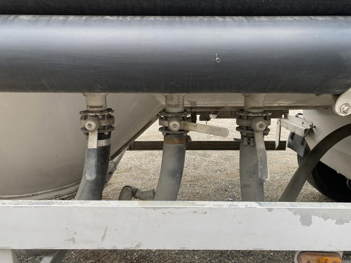 Spitzer - Tanktrailer: bild 5 Spitzer - Tanktrailer: bild 5