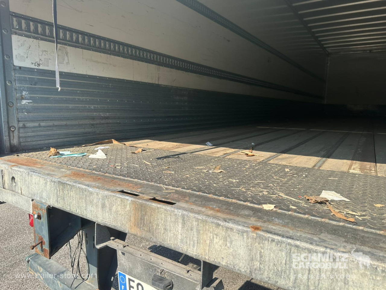 FRUEHAUF Dryfreight Standard Roller shutter door - Skåp semitrailer: bild 4 FRUEHAUF Dryfreight Standard Roller shutter door - Skåp semitrailer: bild 4