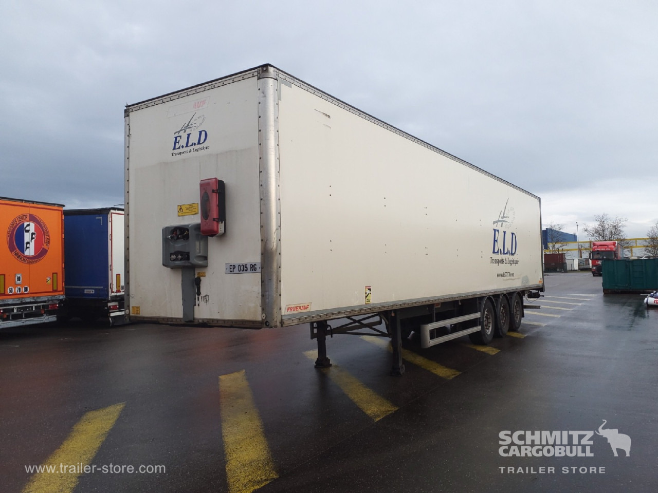 FRUEHAUF Dryfreight Standard Roller shutter door - Skåp semitrailer: bild 4 FRUEHAUF Dryfreight Standard Roller shutter door - Skåp semitrailer: bild 4