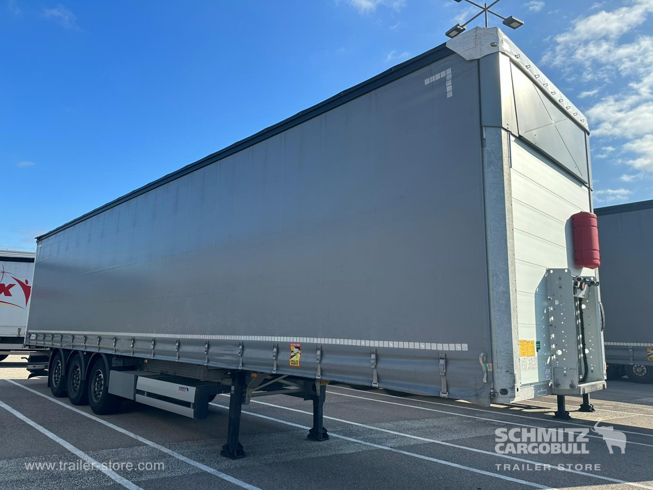 SCHMITZ Curtainsider Standard - Kapelltrailer: bild 1 SCHMITZ Curtainsider Standard - Kapelltrailer: bild 1
