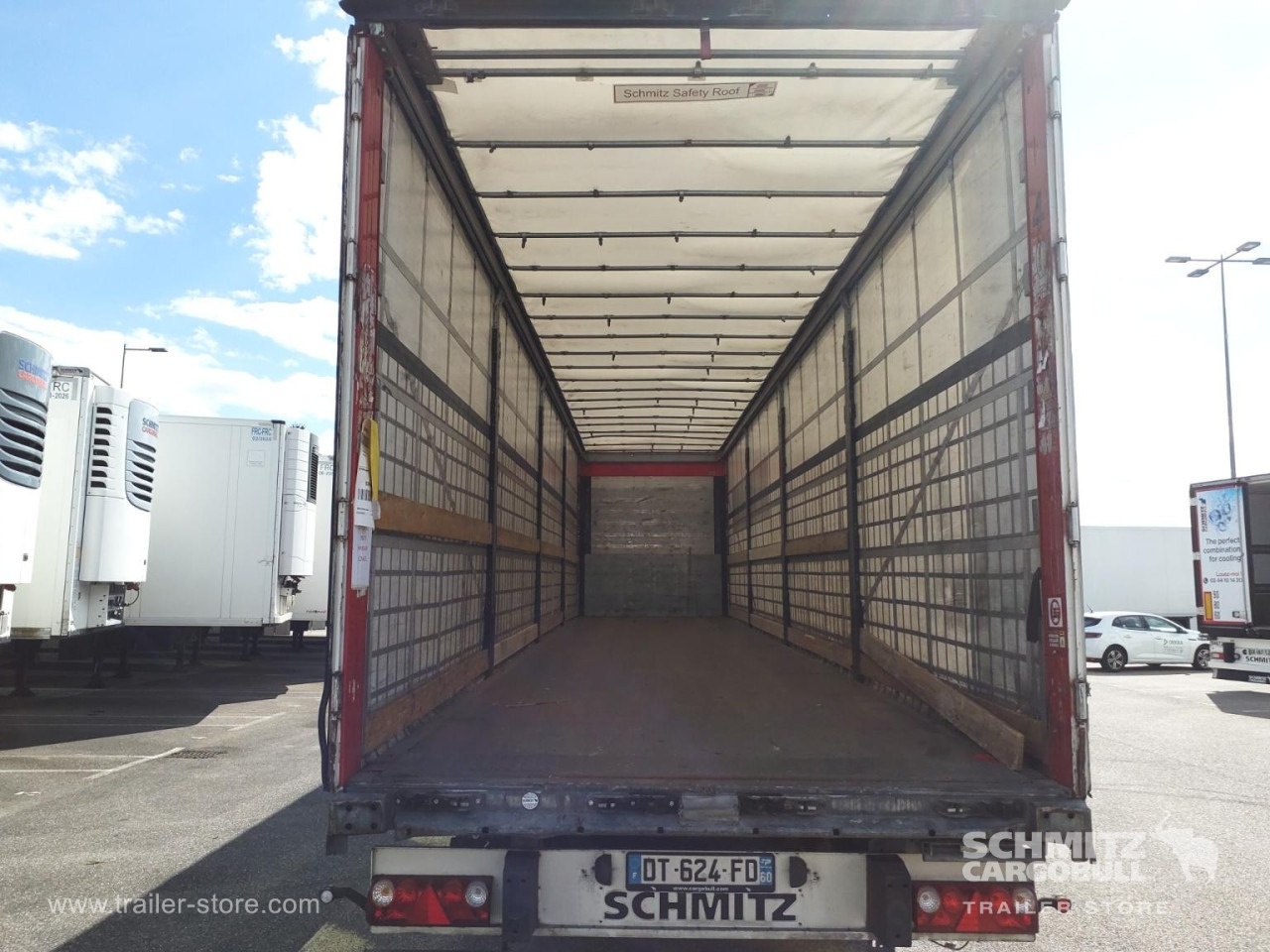 SCHMITZ Rideaux Coulissant Standard - Kapelltrailer: bild 4 SCHMITZ Rideaux Coulissant Standard - Kapelltrailer: bild 4