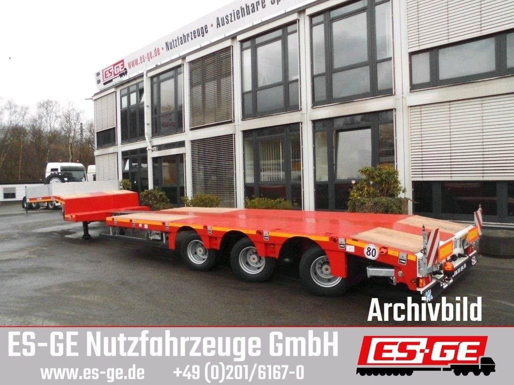 Faymonville MAX Trailer MAX110 Semi-Tieflader Faymonville MAX Trailer MAX110 Semi-Tieflader - Låg lastare semitrailer: bild 1 Faymonville MAX Trailer MAX110 Semi-Tieflader Faymonville MAX Trailer MAX110 Semi-Tieflader - Låg lastare semitrailer: bild 1