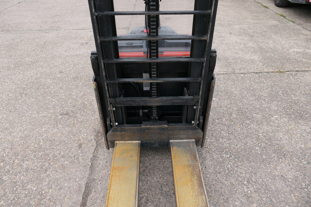 BT SWE 200D Batterie 16/2021 - Låglyftar: bild 5 BT SWE 200D Batterie 16/2021 - Låglyftar: bild 5
