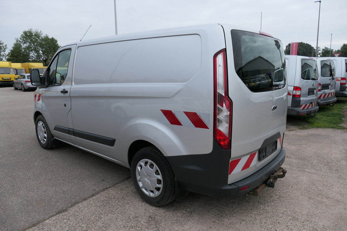 FORD Transit Custom 330 L1H1 Klima Tempomat AHK Werks - Små skåpbil: bild 5 FORD Transit Custom 330 L1H1 Klima Tempomat AHK Werks - Små skåpbil: bild 5