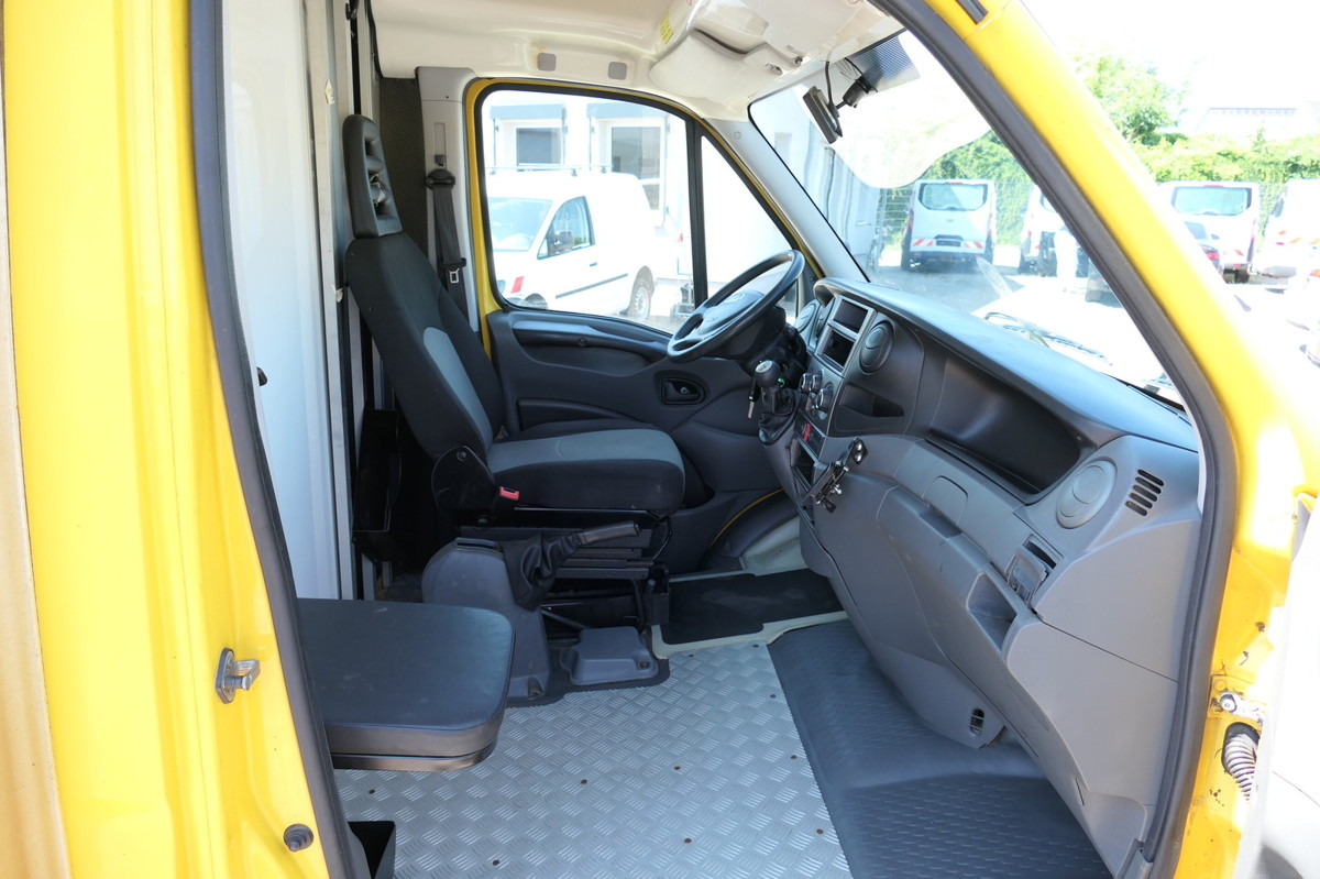 IVECO Daily 35 S11 C30C AUTOMATIK KAMERA Regale LUFT D - Volymskåp: bild 5 IVECO Daily 35 S11 C30C AUTOMATIK KAMERA Regale LUFT D - Volymskåp: bild 5