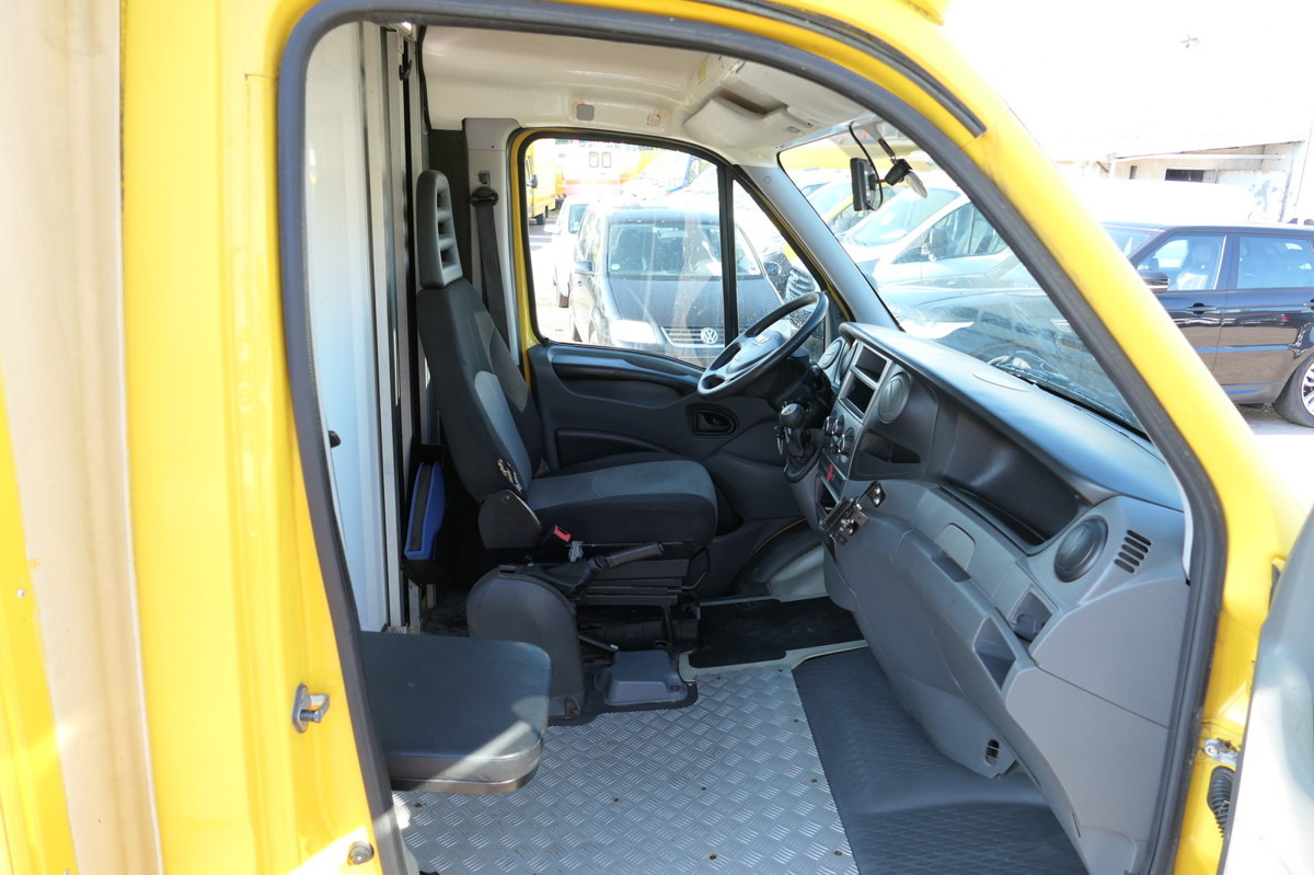 IVECO Daily 35 S11 C30C AUTOMATIK KAMERA Regale LUFT D - Volymskåp: bild 5 IVECO Daily 35 S11 C30C AUTOMATIK KAMERA Regale LUFT D - Volymskåp: bild 5
