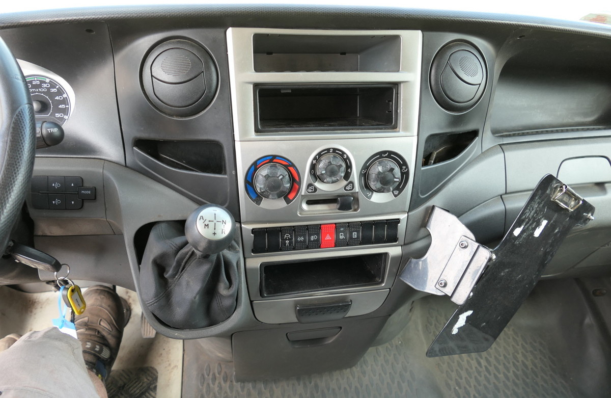 Leasa IVECO Daily 35 S11 C30C AUTOMATIK KAMERA Regale LUFT IVECO Daily 35 S11 C30C AUTOMATIK KAMERA Regale LUFT: bild 11