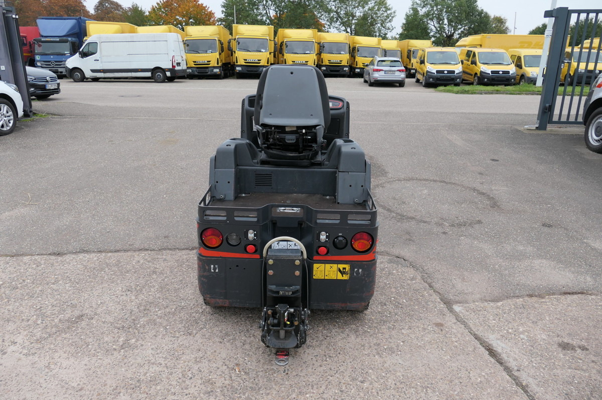 LINDE P 60 Z Schlepper Batterie 33/2019 - Dragtruck: bild 4 LINDE P 60 Z Schlepper Batterie 33/2019 - Dragtruck: bild 4