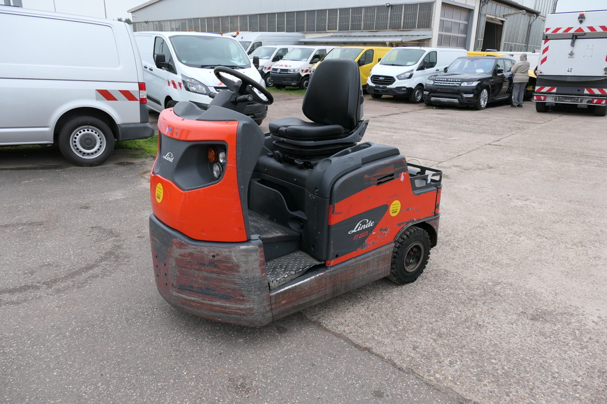 LINDE P 60 Z Schlepper Batterie 33/2019 - Dragtruck: bild 2 LINDE P 60 Z Schlepper Batterie 33/2019 - Dragtruck: bild 2