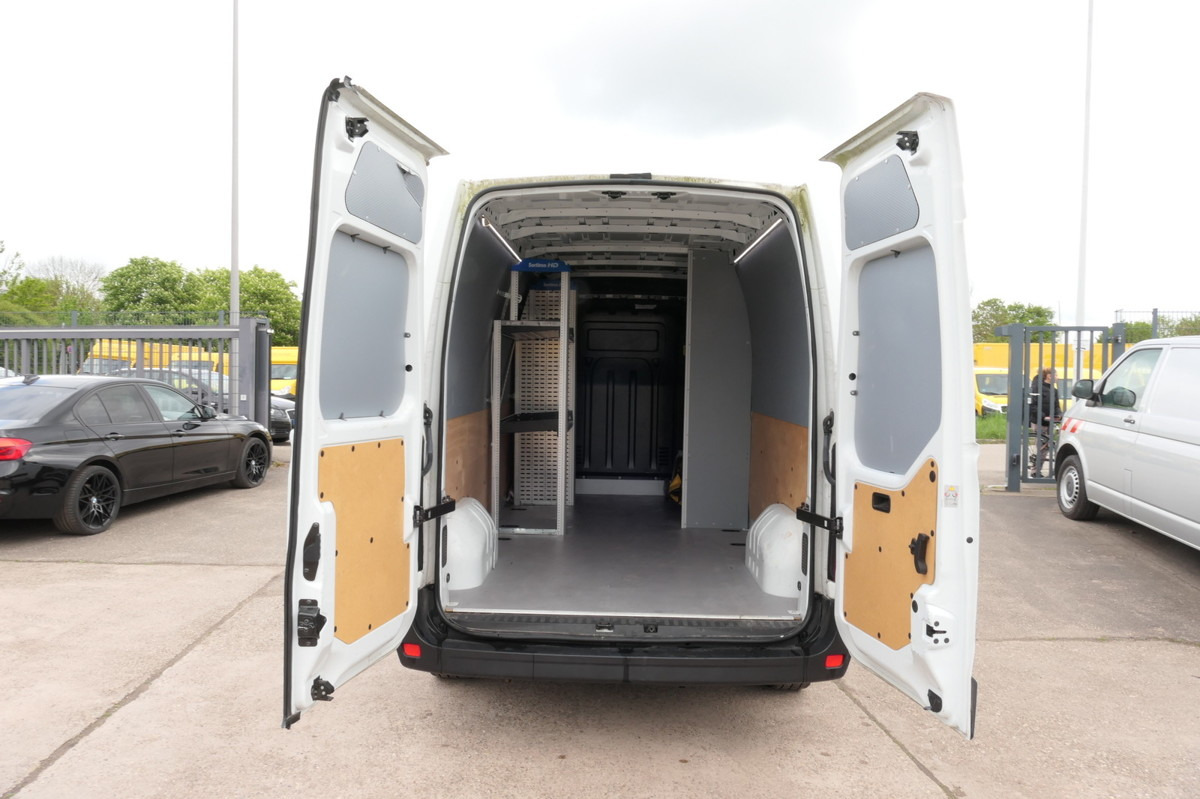 RENAULT Master 130 dCi L3H2 Euro6 KLIMA COC Regal - Skåpbil: bild 1 RENAULT Master 130 dCi L3H2 Euro6 KLIMA COC Regal - Skåpbil: bild 1