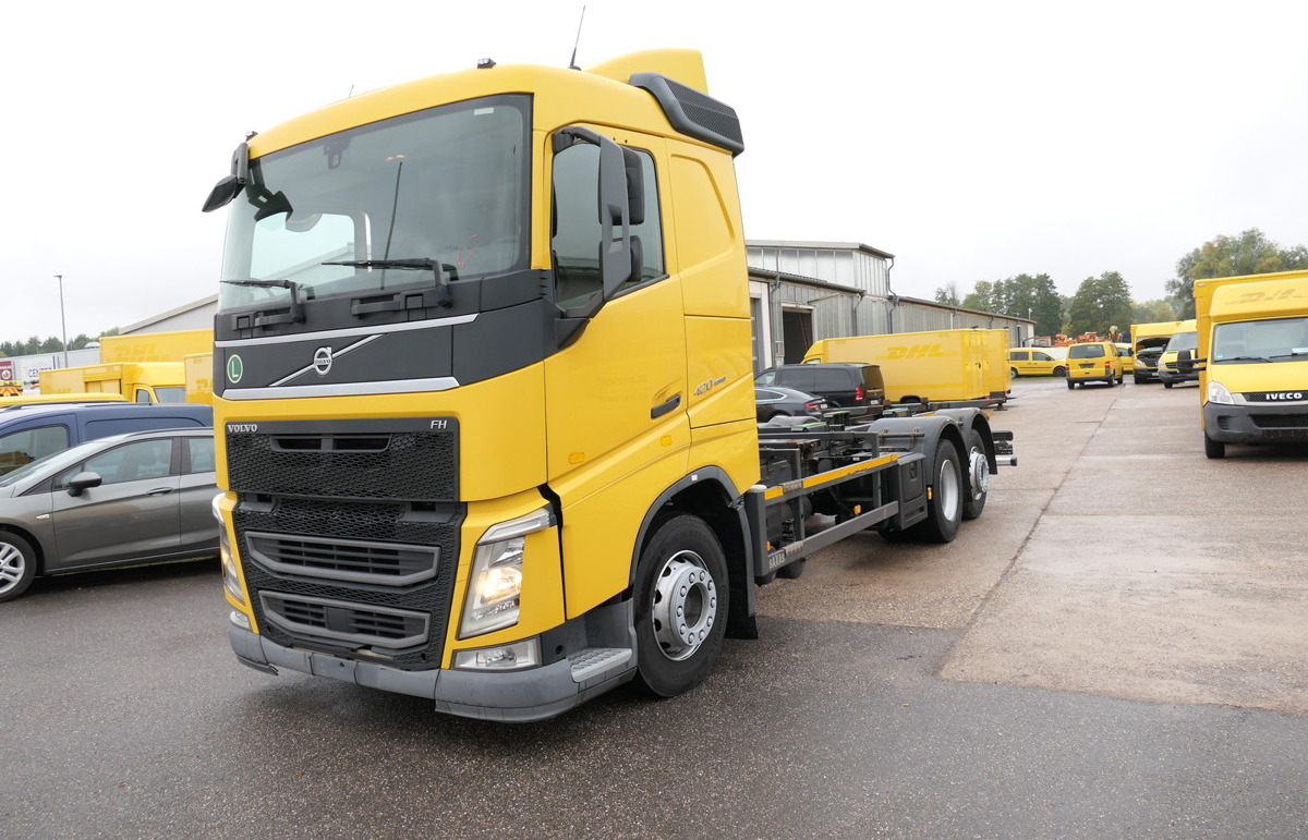 VOLVO FH 26.420 6x2 BDF - Containerbil/ Växelflak lastbil: bild 1 VOLVO FH 26.420 6x2 BDF - Containerbil/ Växelflak lastbil: bild 1