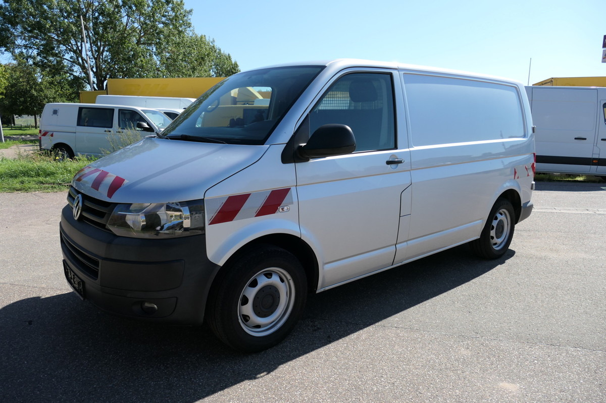 VW T5 Transporter 2.0 TDI 4Motion Flügeltür Klima A - Små skåpbil: bild 2 VW T5 Transporter 2.0 TDI 4Motion Flügeltür Klima A - Små skåpbil: bild 2