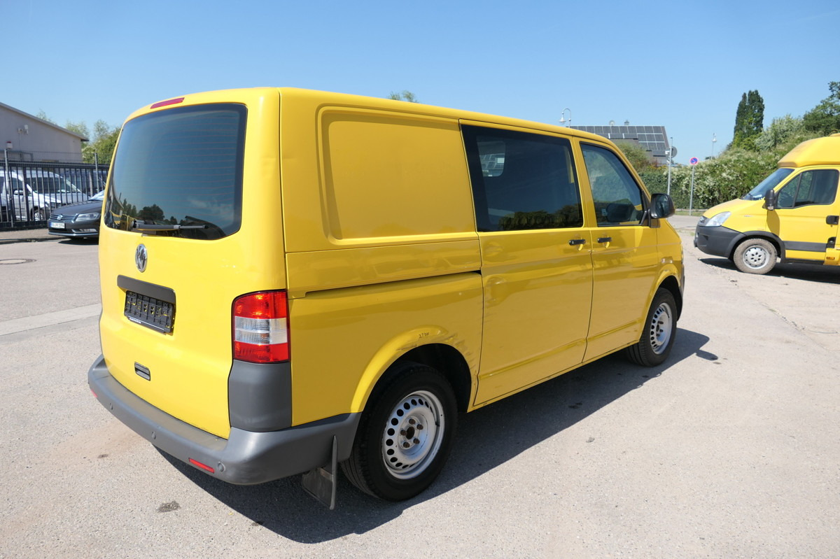 VW T5 Transporter 2.0 TDI PARKTRONIK EURO-5 2xSCHIE - Små skåpbil: bild 4 VW T5 Transporter 2.0 TDI PARKTRONIK EURO-5 2xSCHIE - Små skåpbil: bild 4