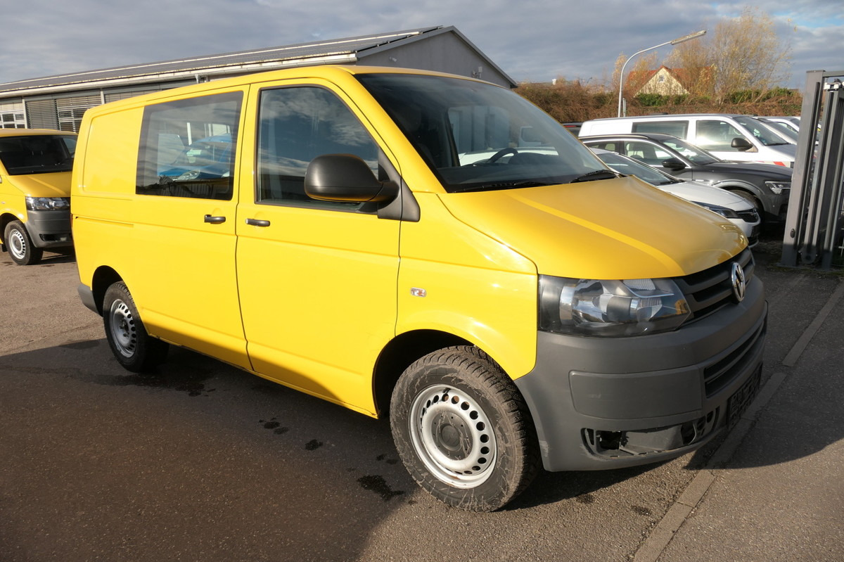 VW T5 Transporter 2.0 TDI PARKTRONIK EURO-5 2xSCHIE - Små skåpbil: bild 3 VW T5 Transporter 2.0 TDI PARKTRONIK EURO-5 2xSCHIE - Små skåpbil: bild 3